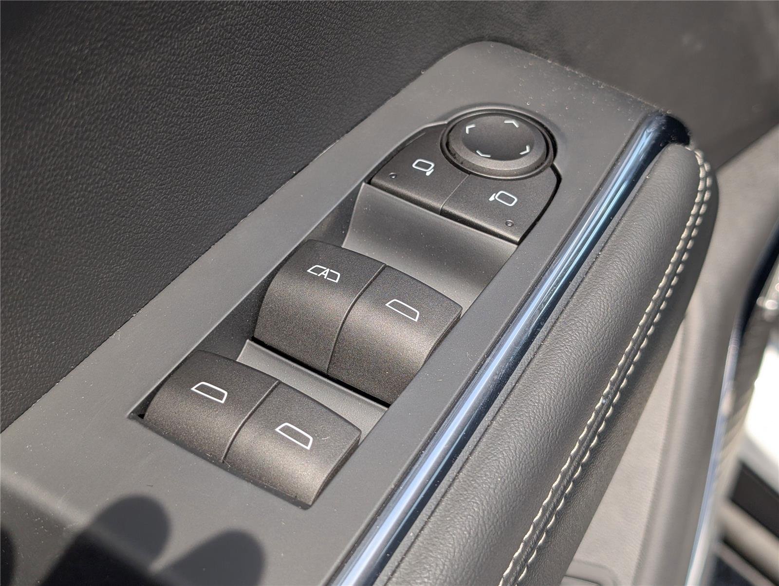 2025 Gmc Acadia Elevation photo 14