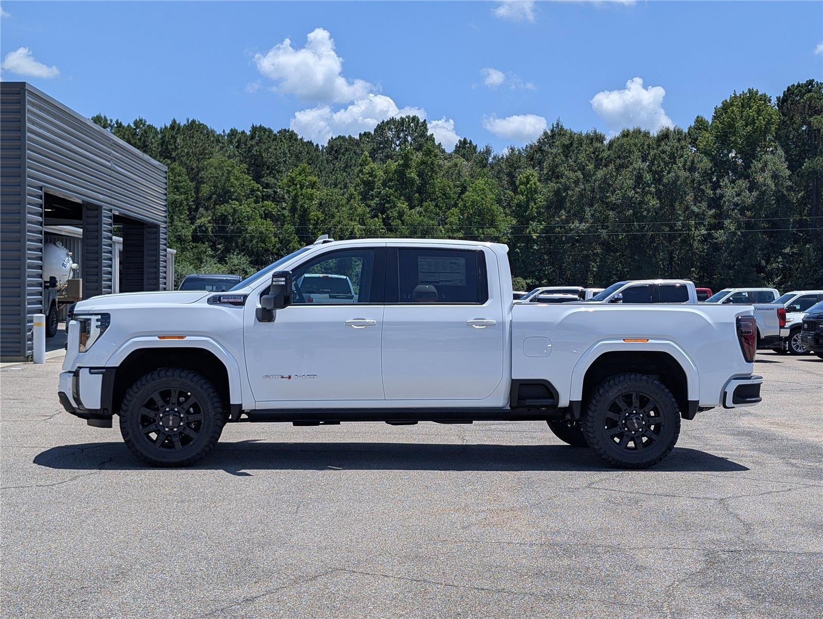 2025 Gmc Sierra 2500 HD AT4 photo 2