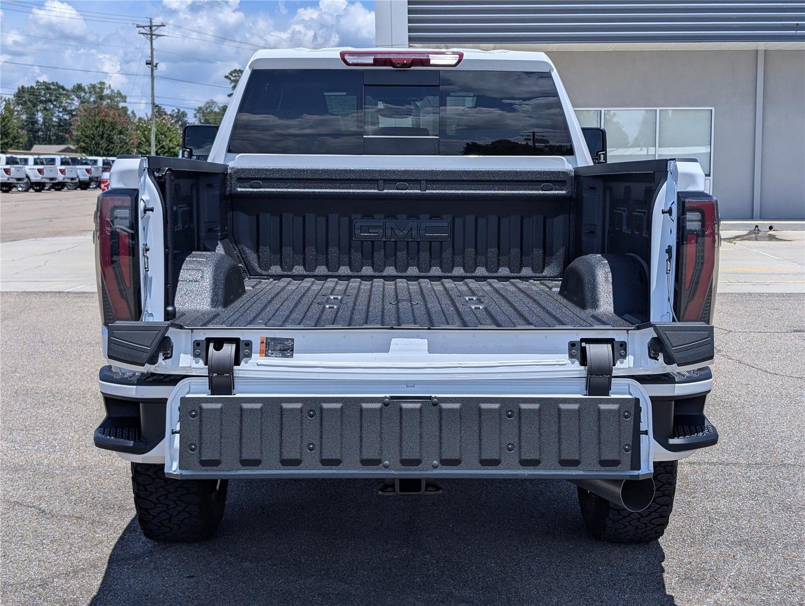 2025 Gmc Sierra 2500 HD AT4 photo 5