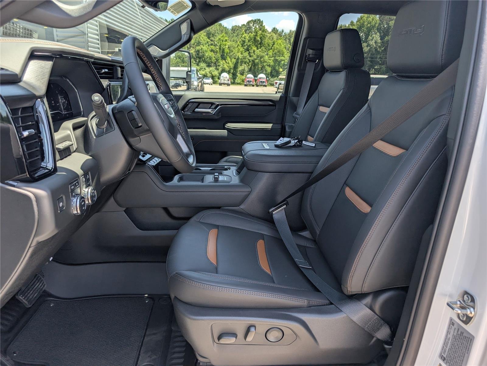 2025 Gmc Sierra 2500 HD AT4 photo 14