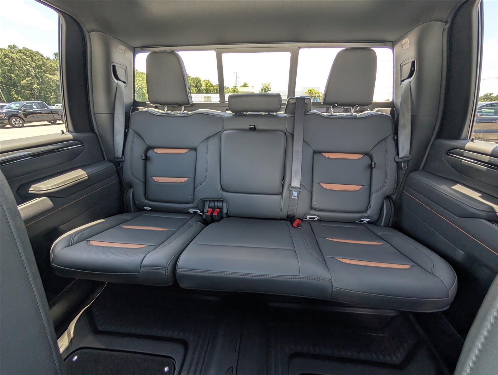 2025 Gmc Sierra 2500 HD AT4 photo 17