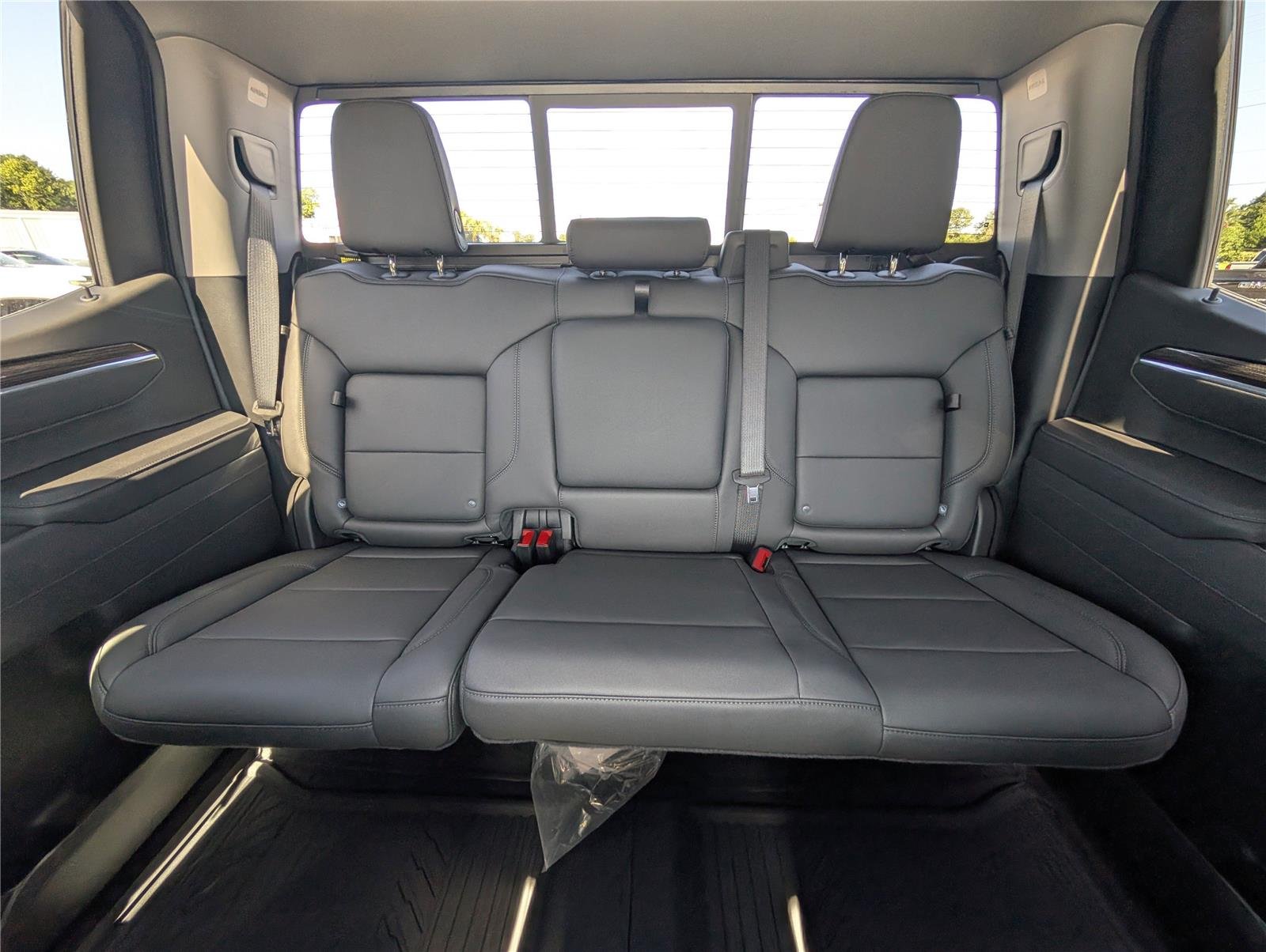 2025 Chevrolet Silverado 1500 LT Trail Boss photo 16
