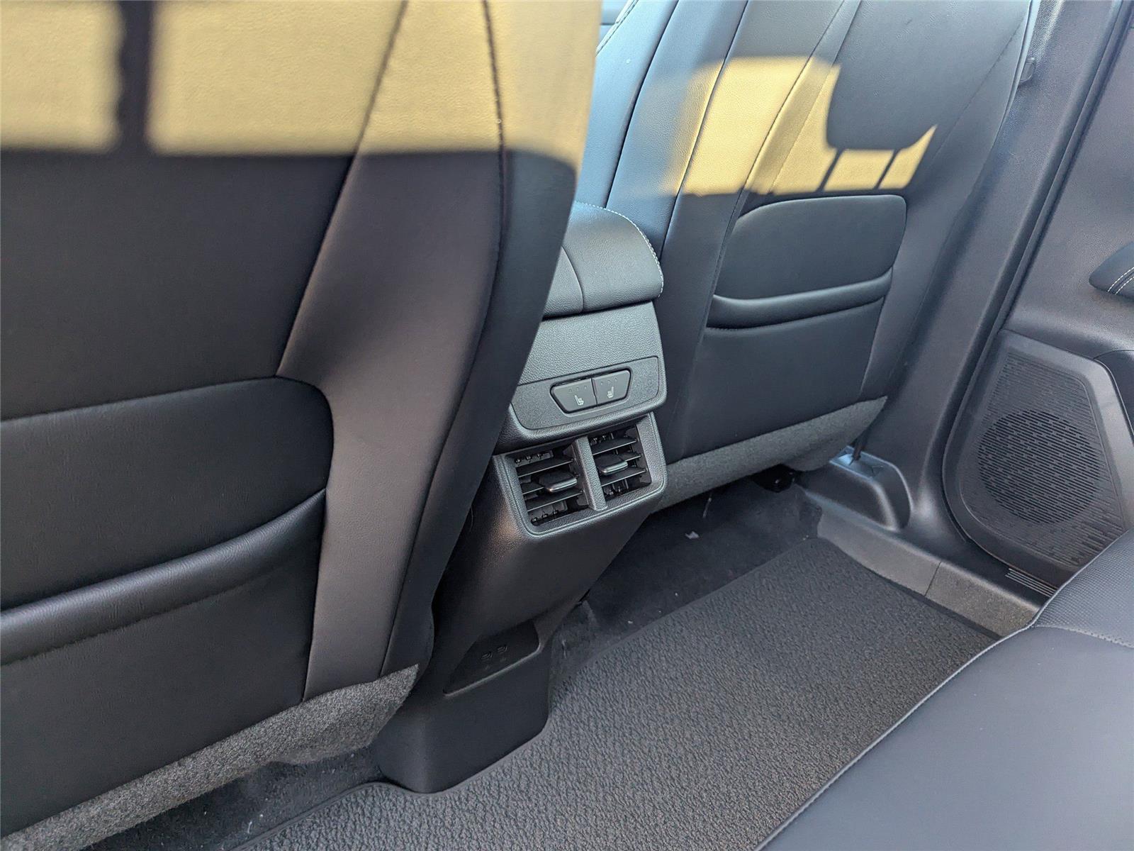 2026 Gmc Terrain Denali photo 30