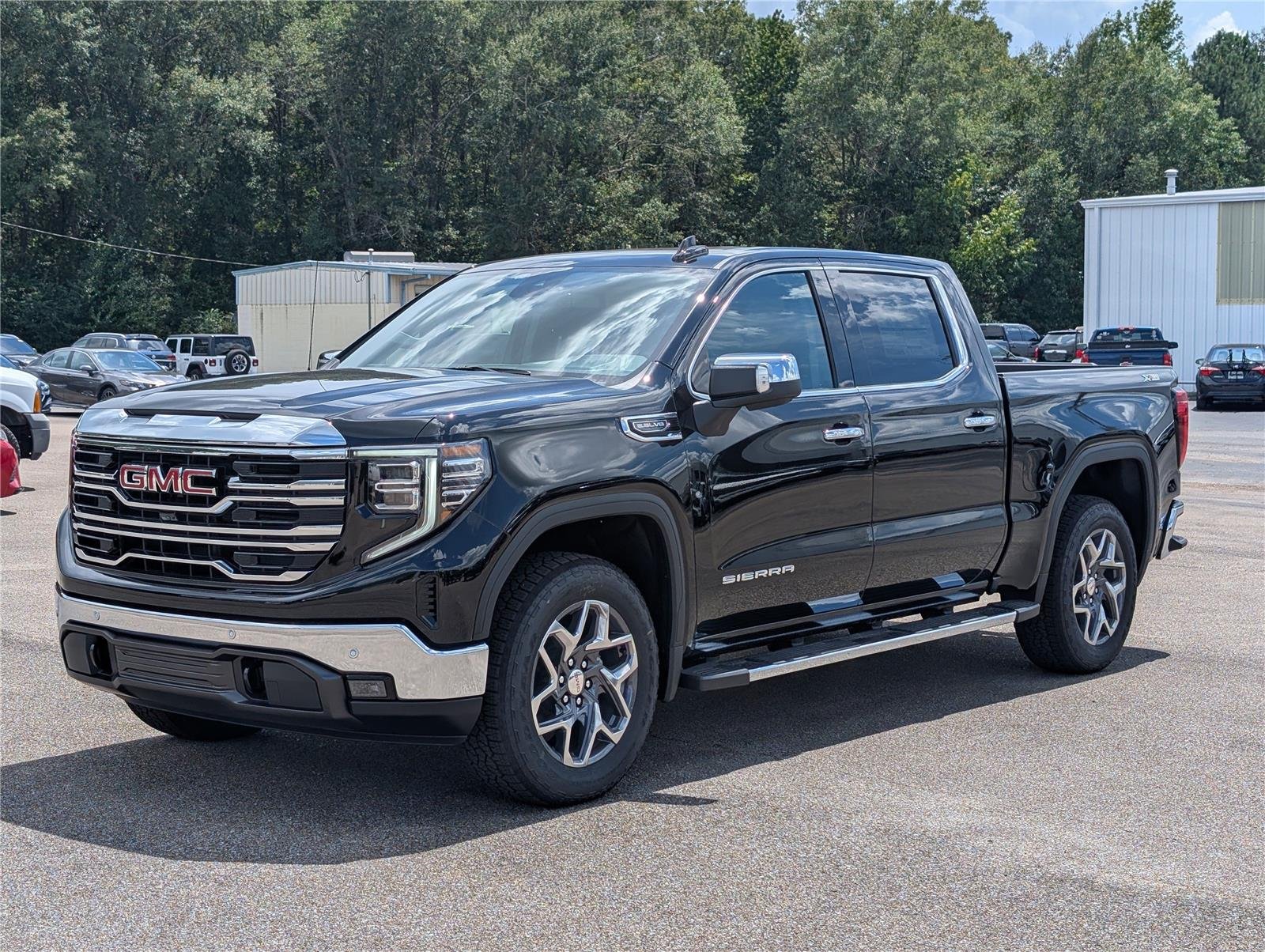 2026 Gmc Sierra 1500 SLT photo 3