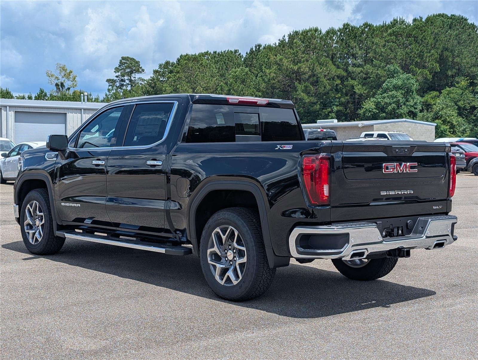 2026 Gmc Sierra 1500 SLT photo 5