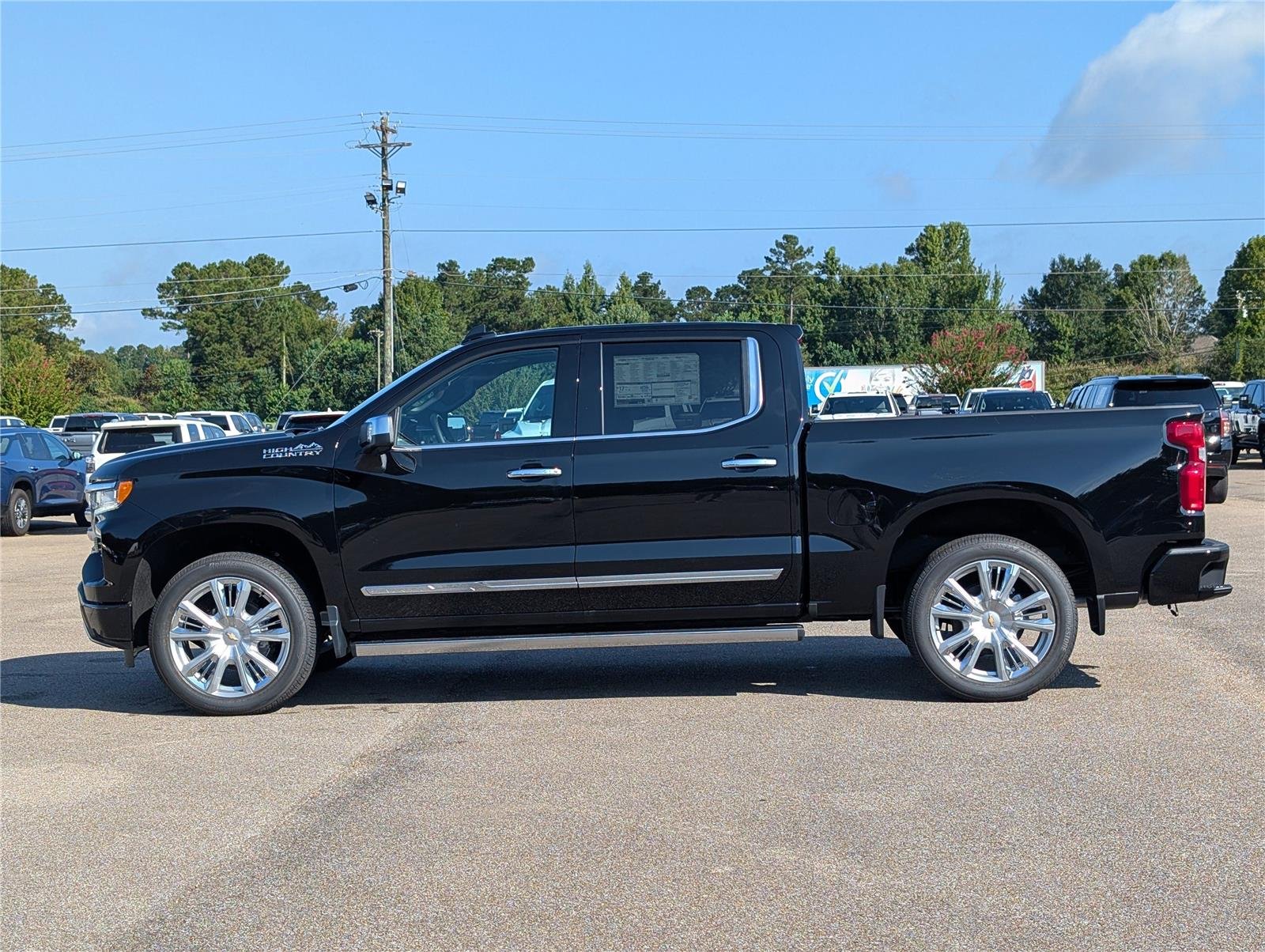 2026 Chevrolet Silverado 1500 High Country photo 3