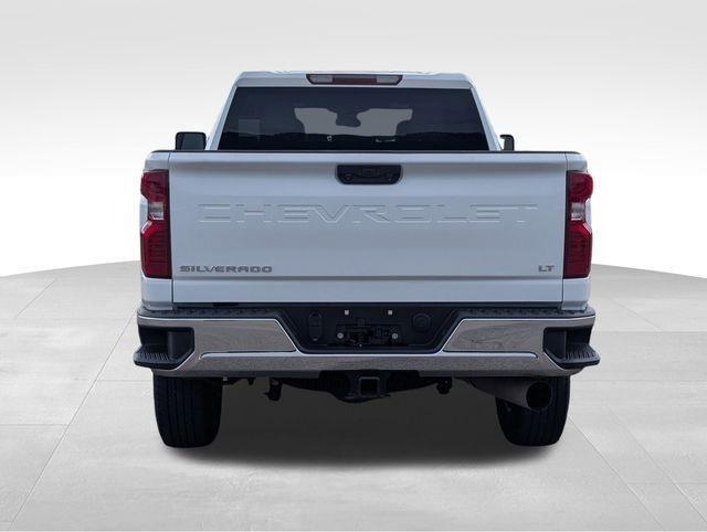 2024 Chevrolet Silverado 3500HD LT photo 4