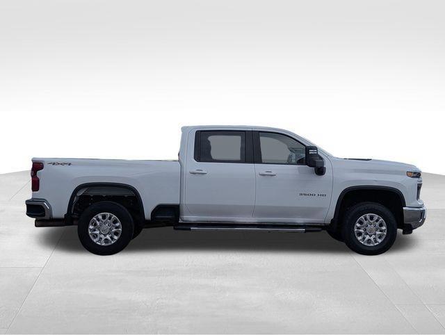 2024 Chevrolet Silverado 3500HD LT photo 6