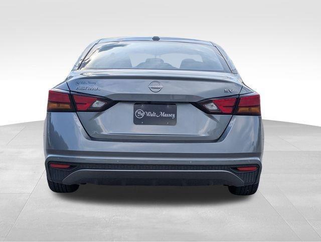 2023 Nissan Altima 2.5 SV photo 4