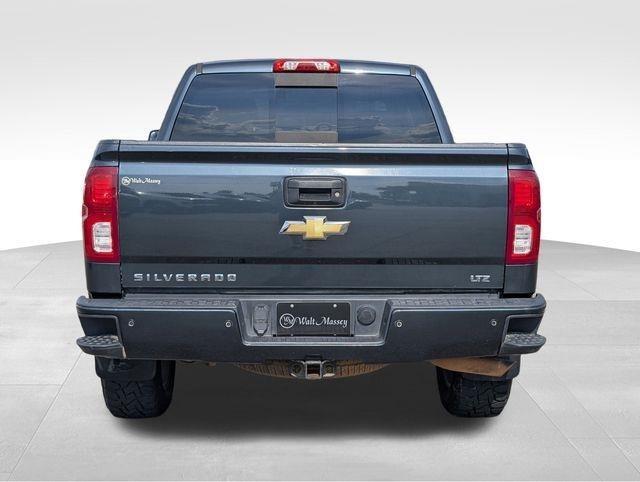 2018 Chevrolet Silverado 1500 LTZ photo 4