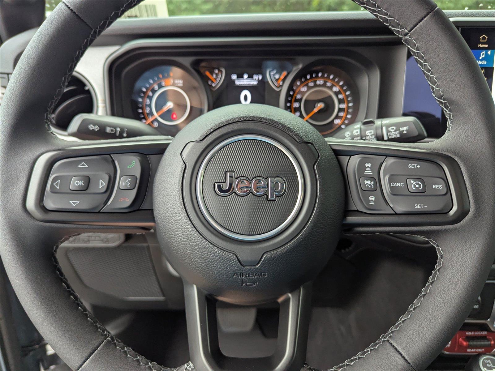 2025 Jeep Wrangler Willys photo 26