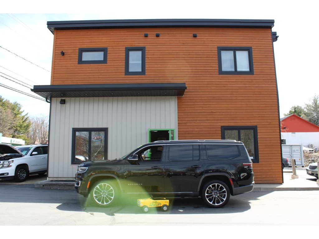 2022 Jeep Wagoneer Series III 4WD