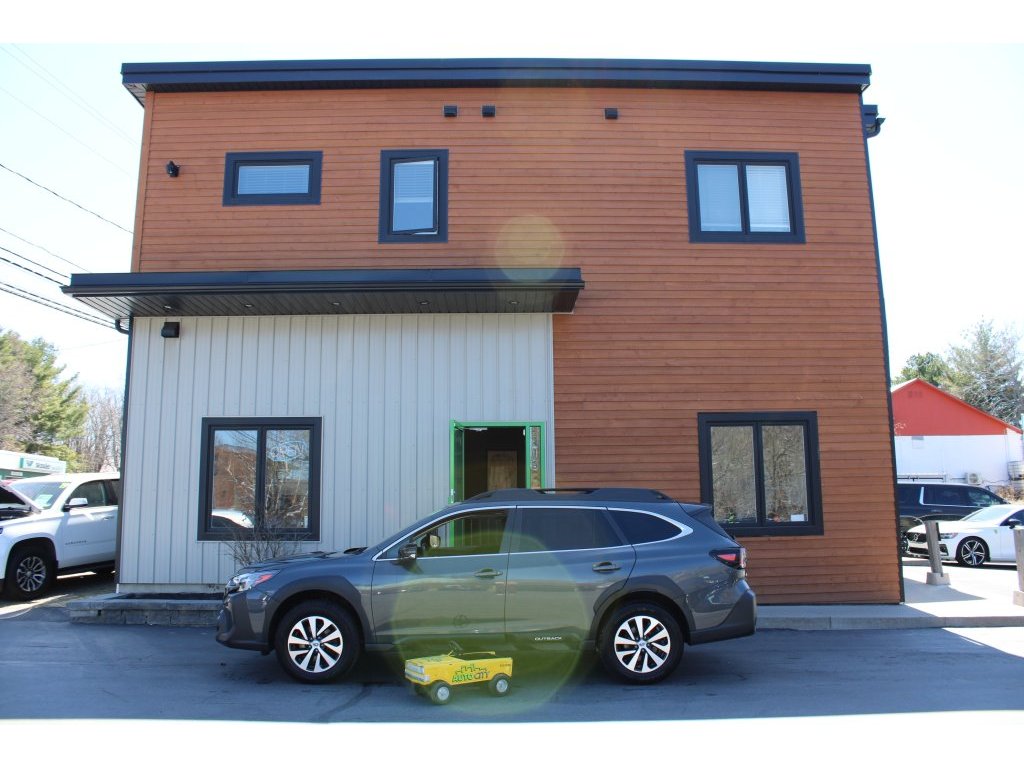 2024 Subaru Outback Touring AWD