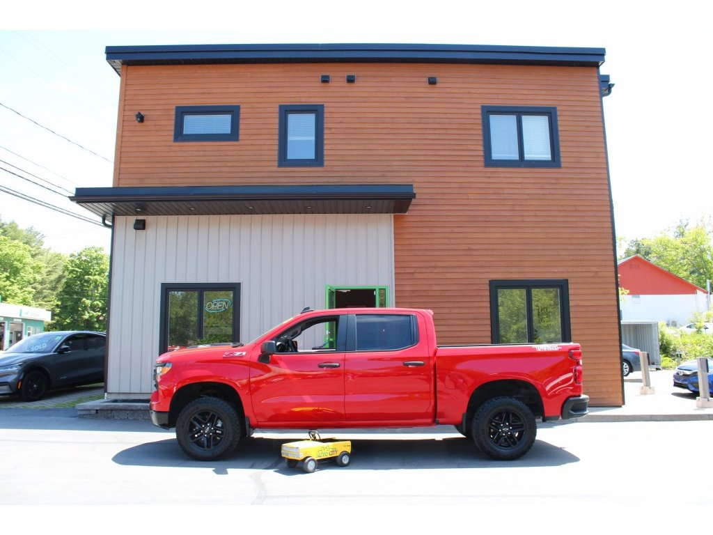 Red Hot 2024 Chevrolet Silverado 1500 Custom Trail Boss Crew Cab 4WD Pickup Truck Four-Wheel Drive Automatic