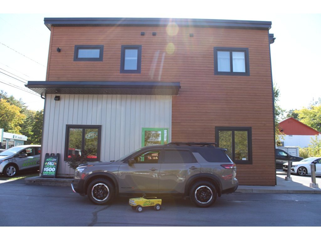 Baja Storm Pearl Metallic 2024 Nissan Pathfinder SUV / Crossover All-Wheel Drive Automatic