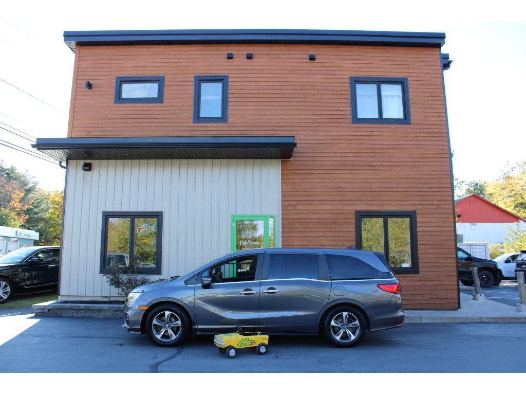 Gray (Modern Steel Metallic) 2019 Honda Odyssey Minivan Front-Wheel Drive Automatic