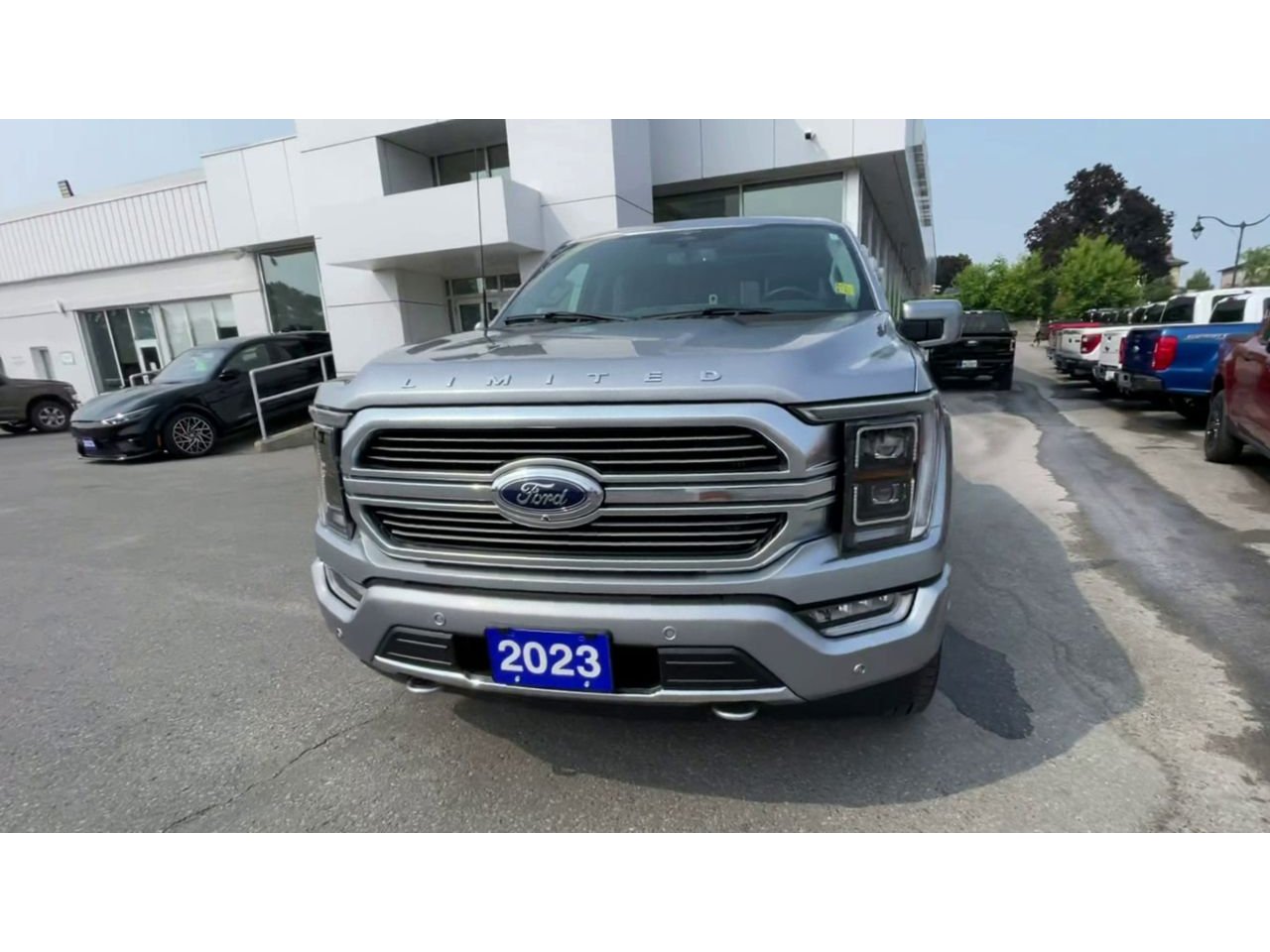 2023 Ford F-150 Limited - 20812 Mobile Image 2