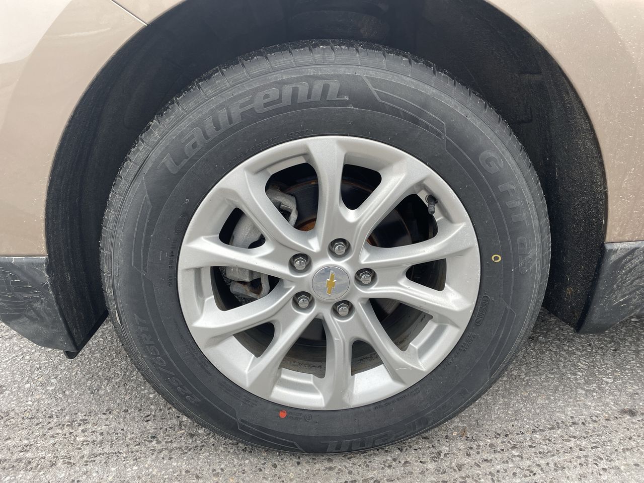 2018 Chevrolet Equinox Ls - P21032 Mobile Image 9