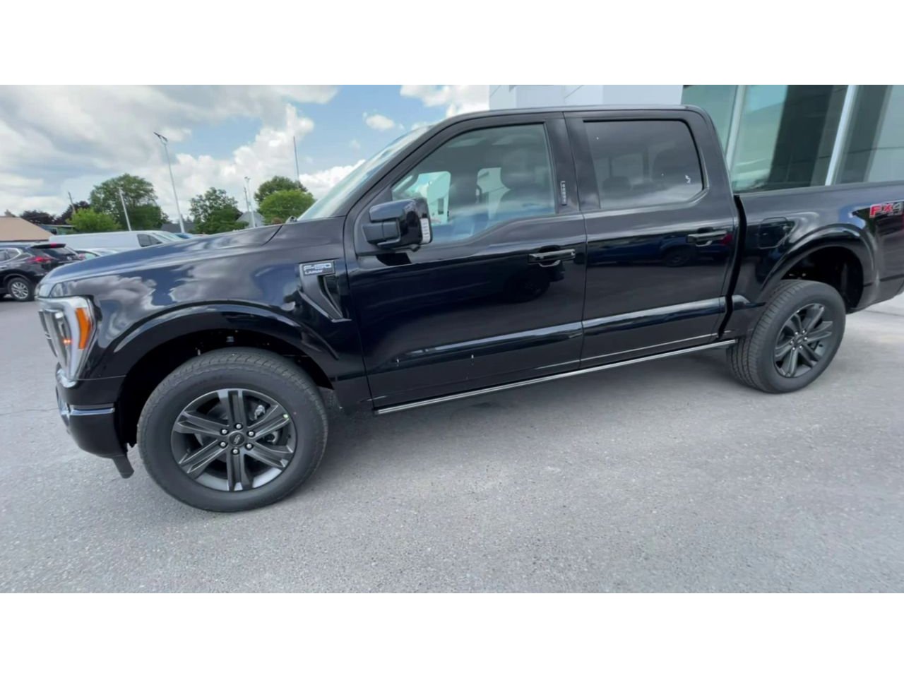 2023 Ford F-150 Lariat - 21172 Mobile Image 3