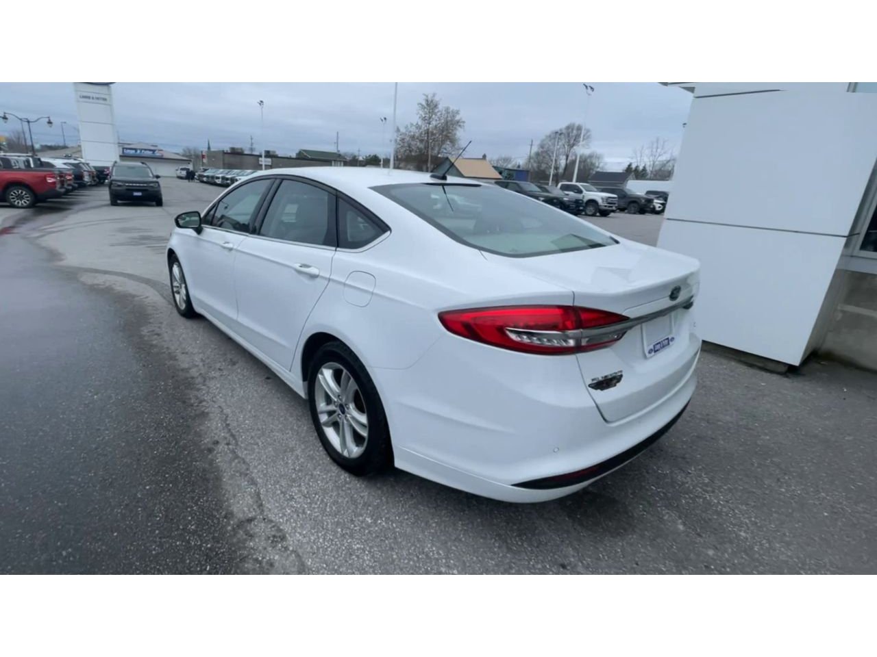2018 Ford Fusion - P21087 Full Image 7