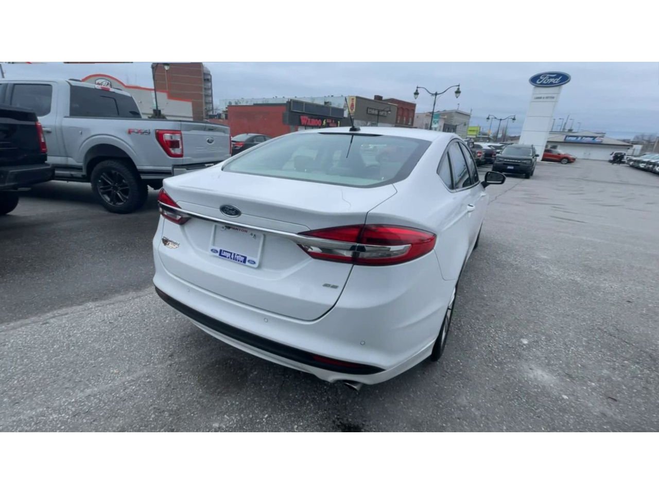 2018 Ford Fusion - P21087 Full Image 8