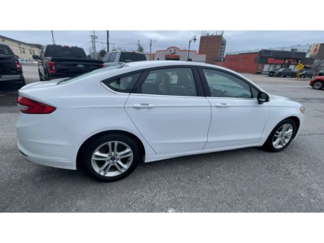 2018 Ford Fusion - P21087 Image 9