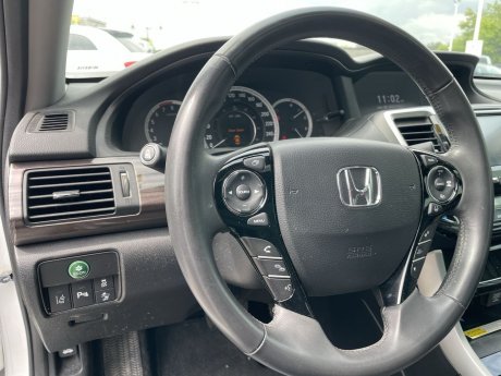 2017 Honda Accord Sedan - 20666C Image 14