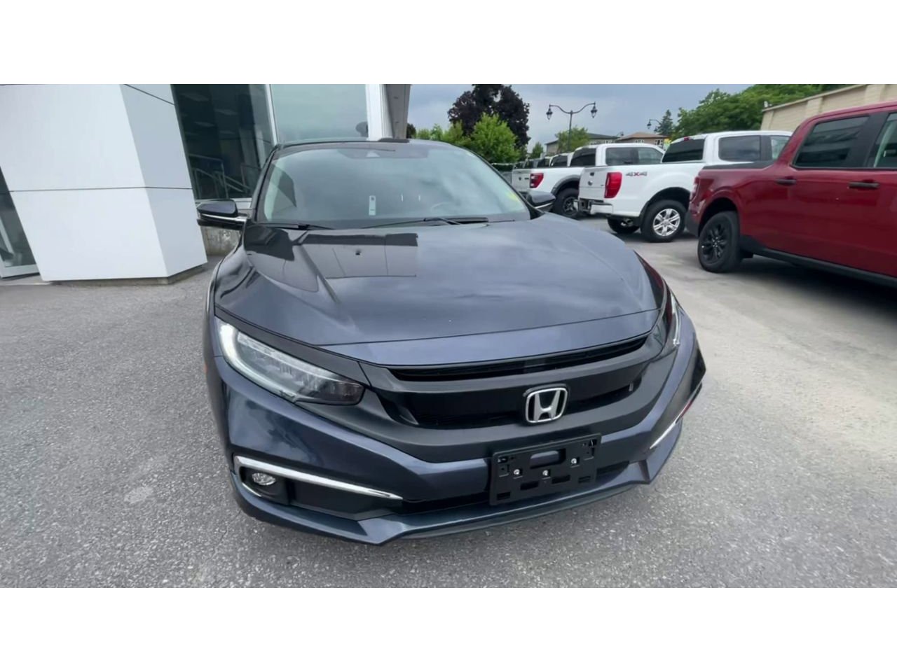 2019 Honda Civic Sedan Touring - P21117 Mobile Image 2