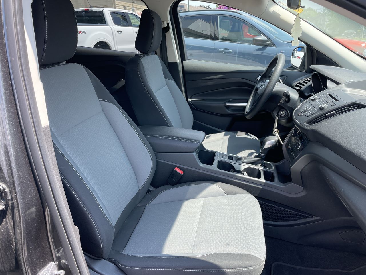2018 Ford Escape SE - P21185 Mobile Image 21