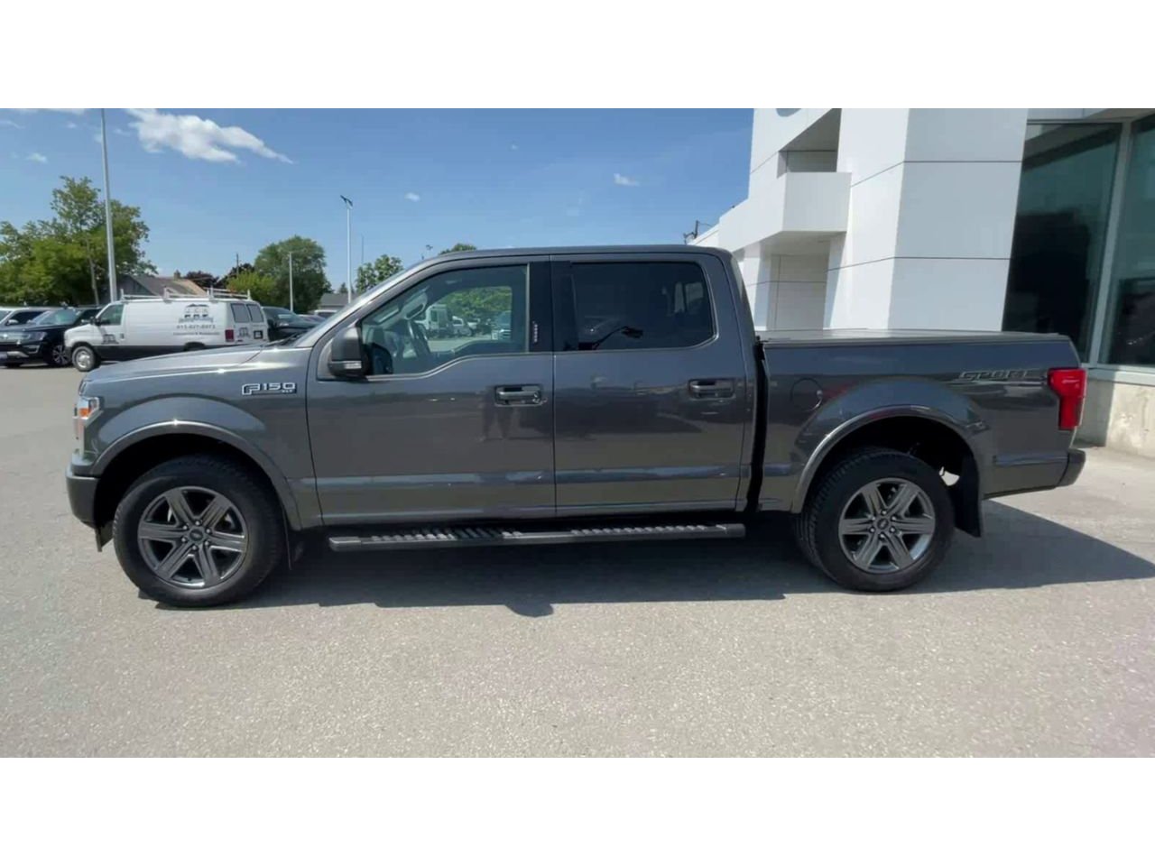 2020 Ford F-150 XLT - P21293 Mobile Image 4