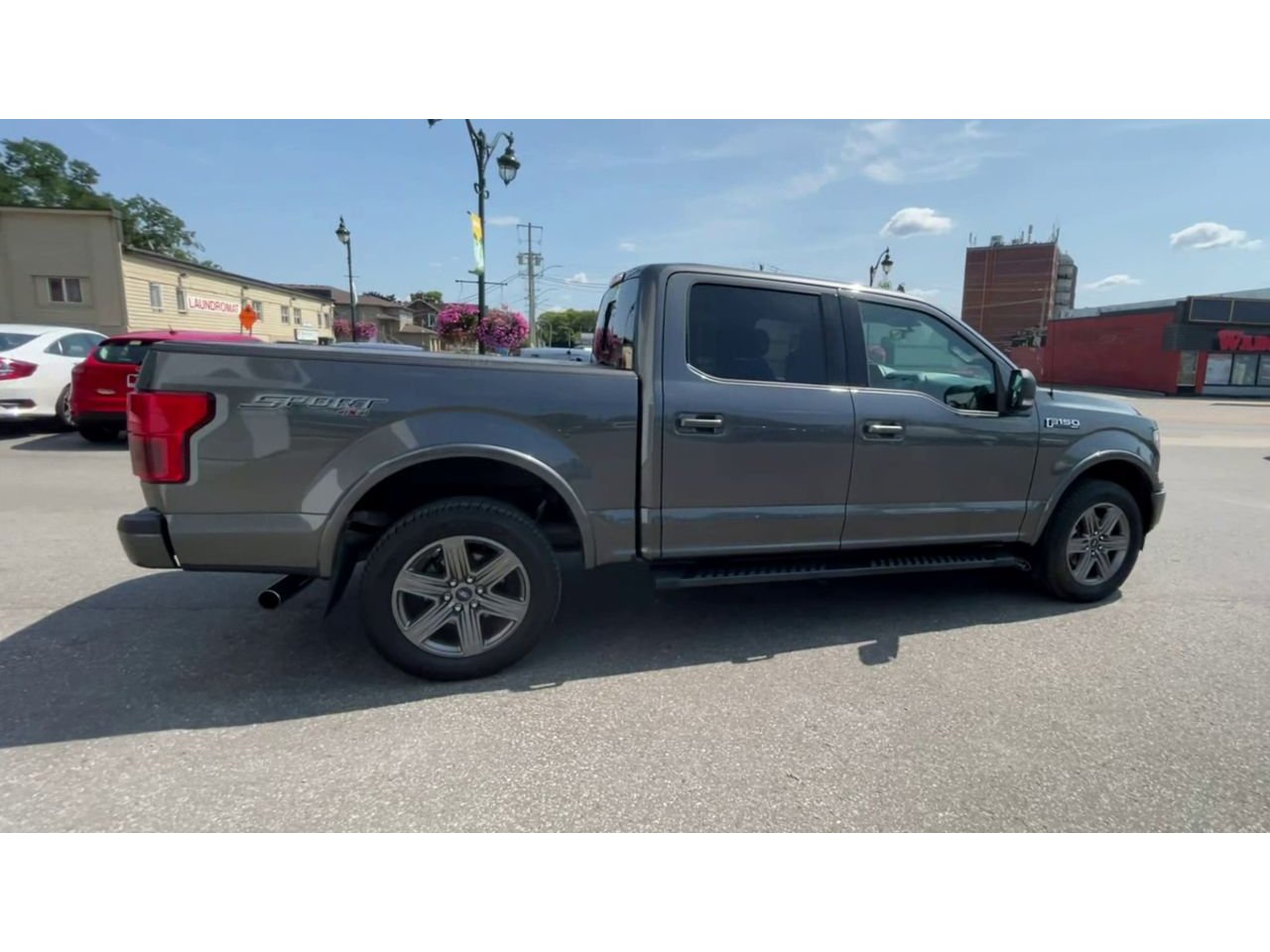2020 Ford F-150 XLT - P21293 Mobile Image 8