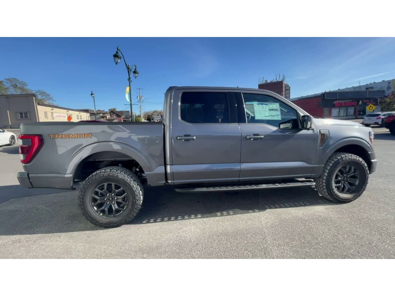 2023 Ford F-150 4x4 Supercrew-145 - 21492 Mobile Image 8