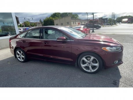 2016 Ford Fusion - P21337 Image 2