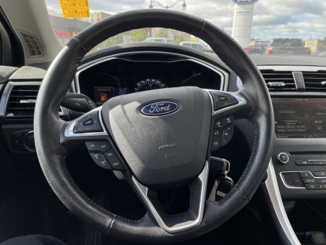 2016 Ford Fusion - P21337 Image 14