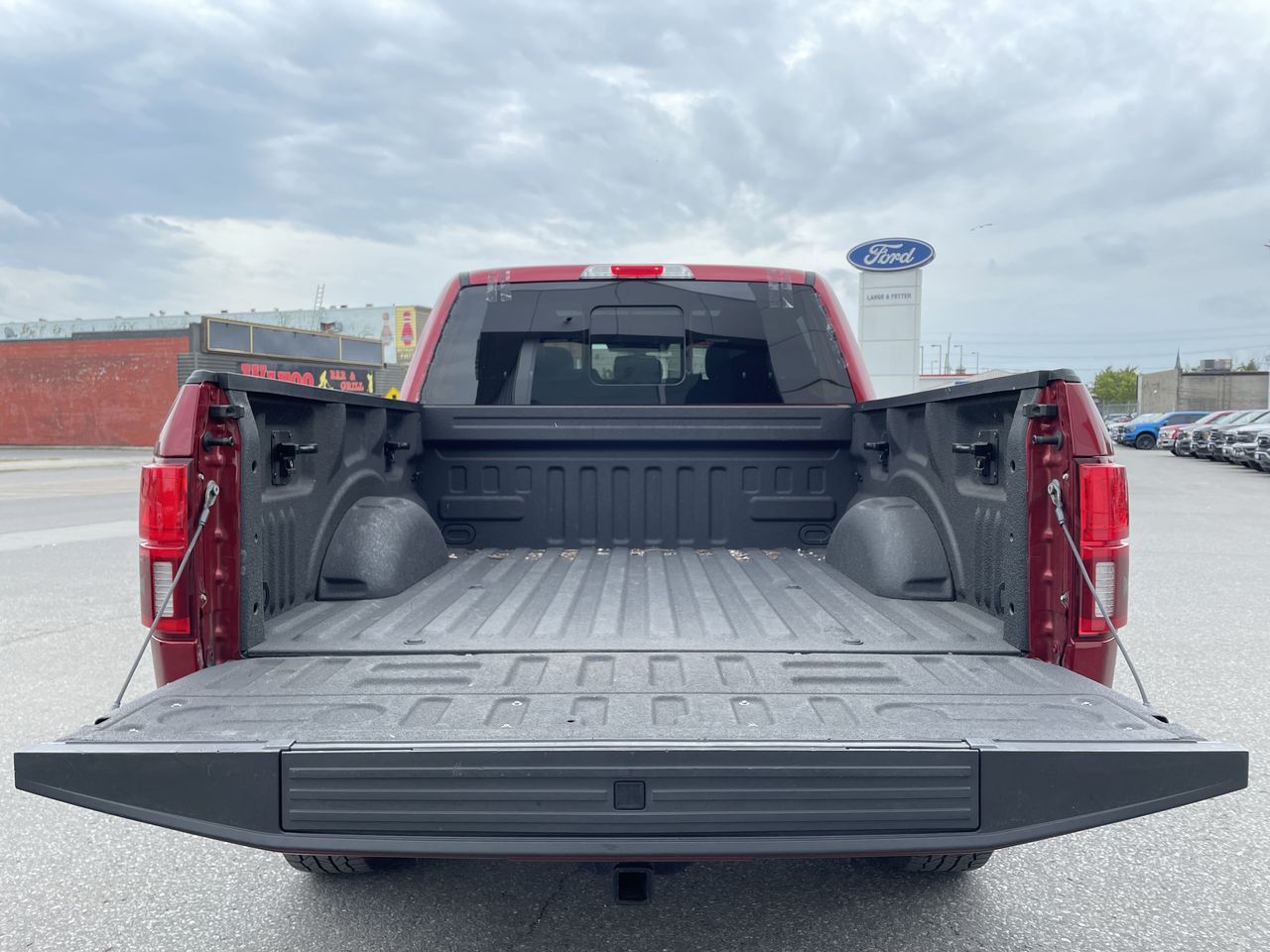 2018 Ford F-150 Lariat - 21176AA Mobile Image 23