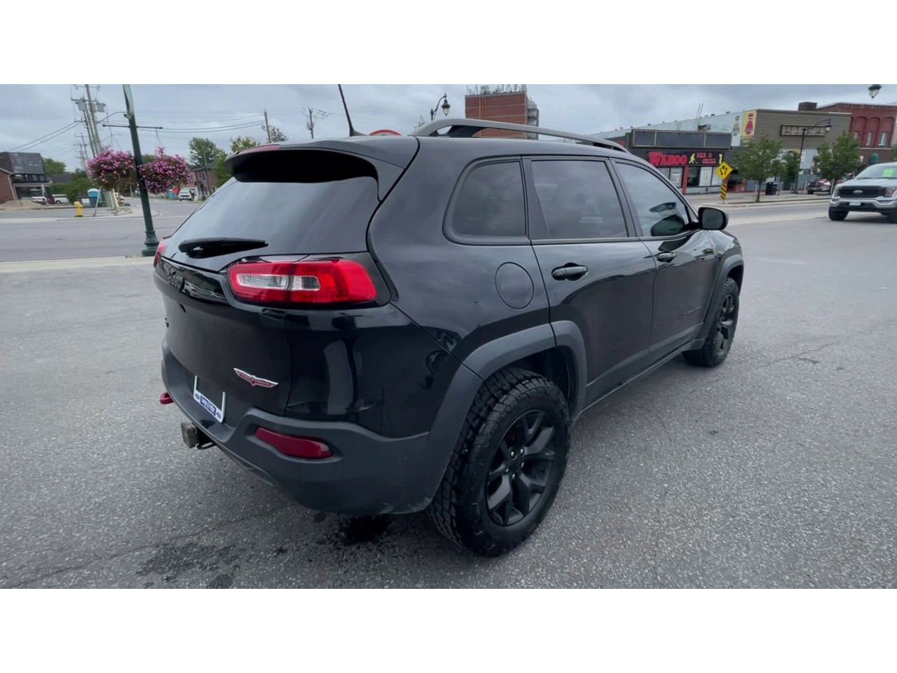 2016 Jeep Cherokee Trailhawk - P21241A Mobile Image 7