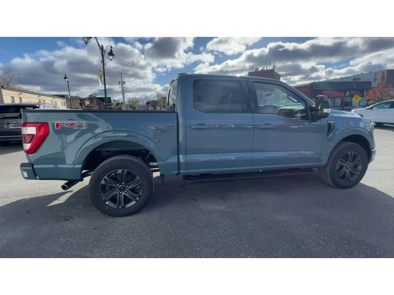2023 Ford F-150 Lariat - 21507 Mobile Image 8