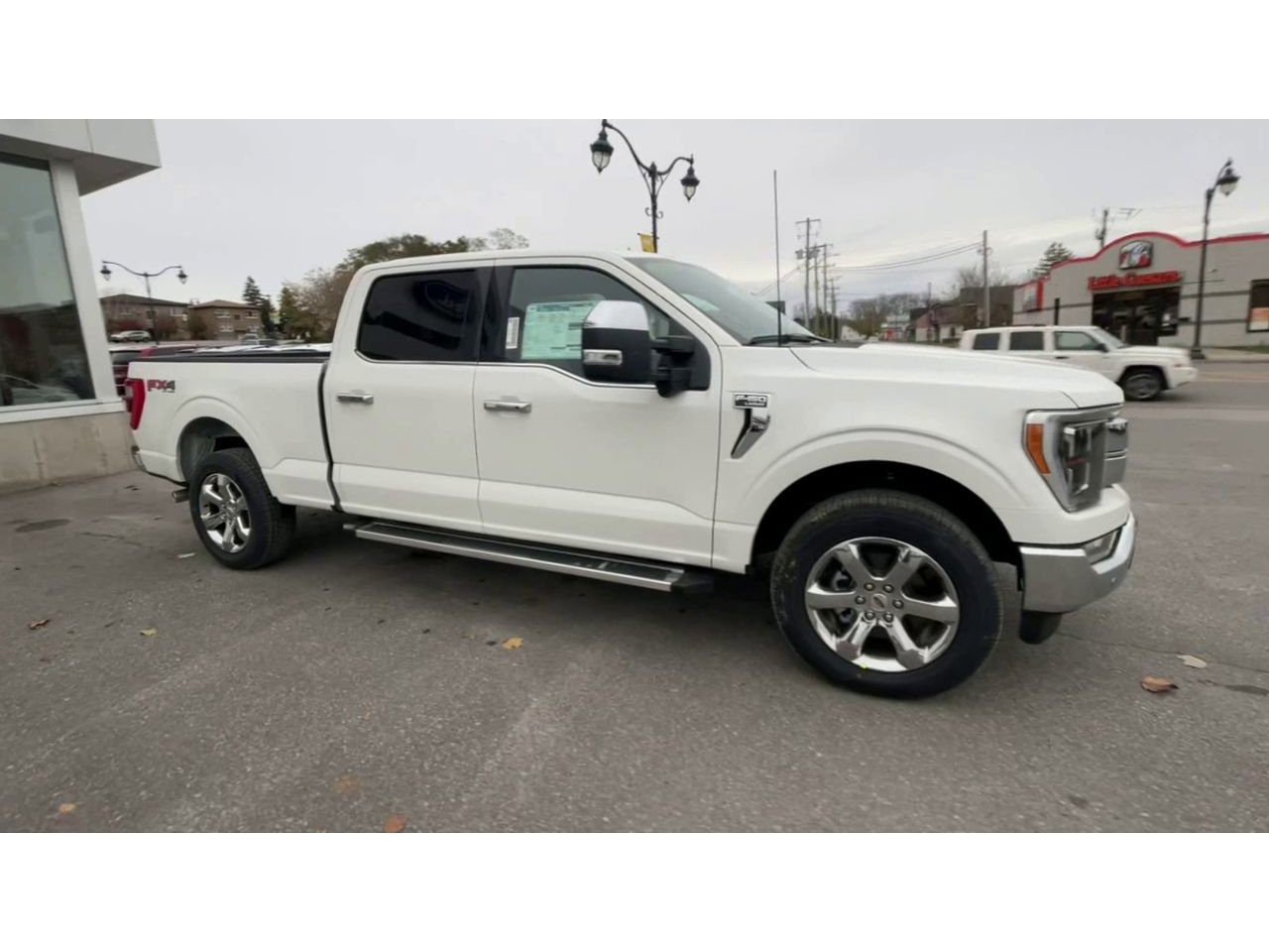 2023 Ford F-150 Lariat - 21498 Mobile Image 1