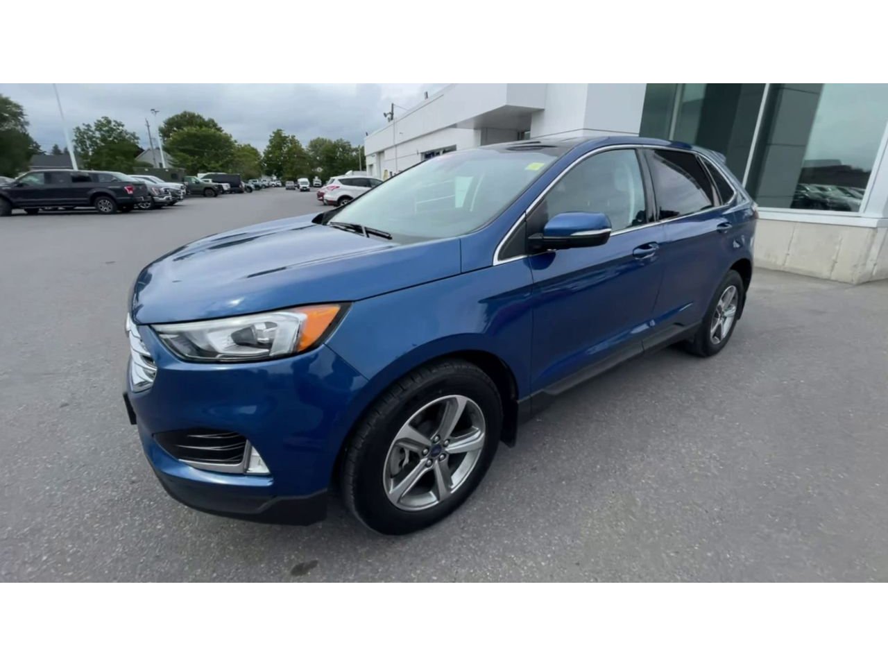 2020 Ford Edge Sel - P21359 Mobile Image 3