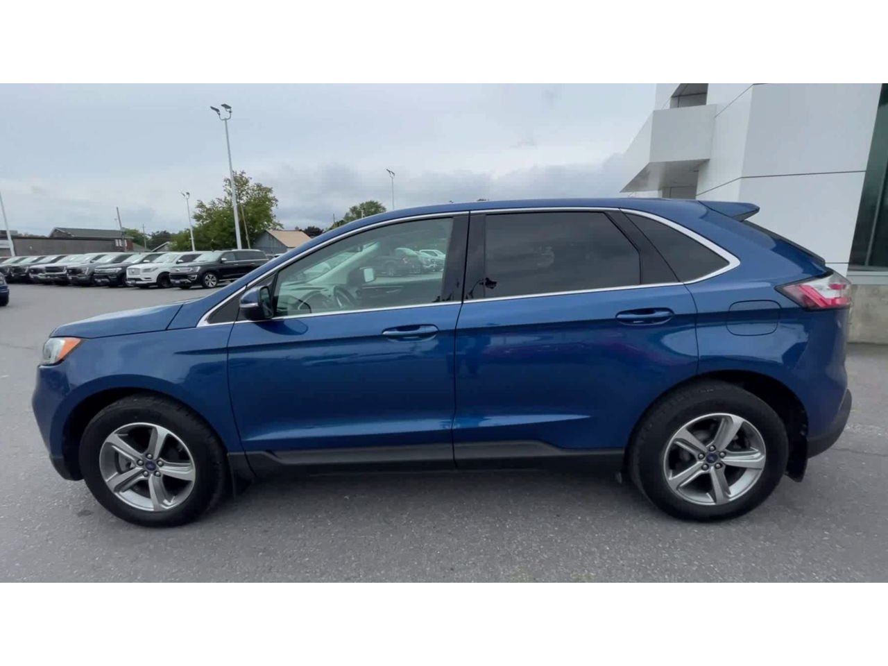 2020 Ford Edge Sel - P21359 Mobile Image 4