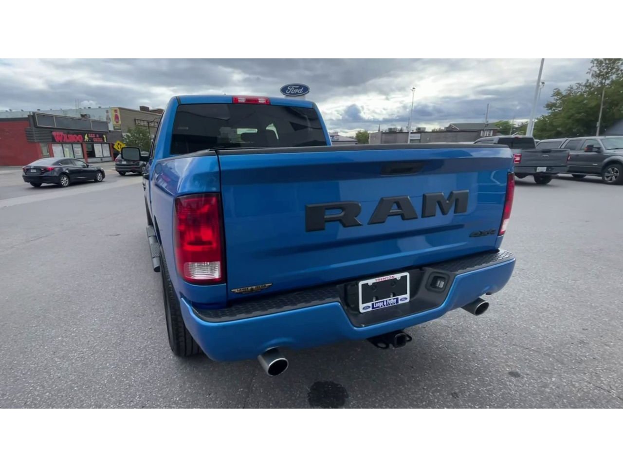 2020 Ram 1500 Classic Express - P21377 Mobile Image 6