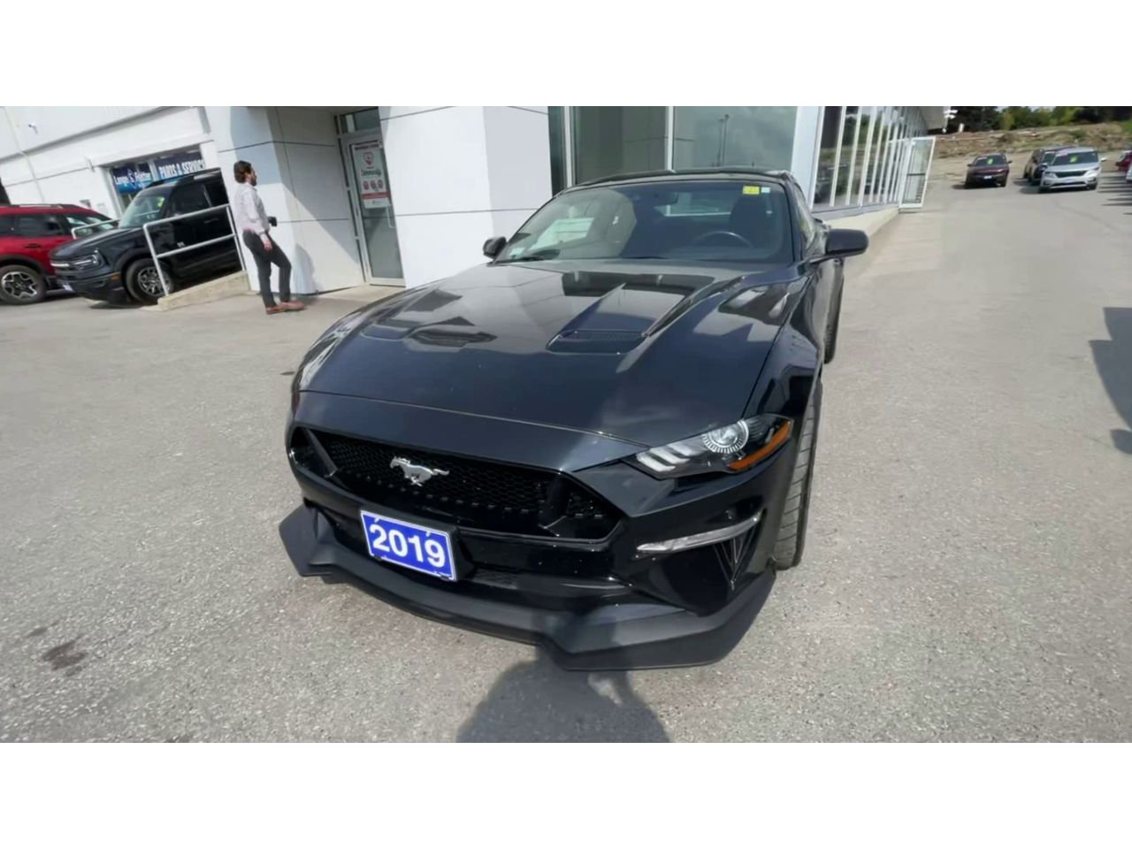 2019 Ford Mustang - P21400 Full Image 3