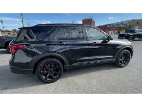 2022 Ford Explorer - P21435 Image 9