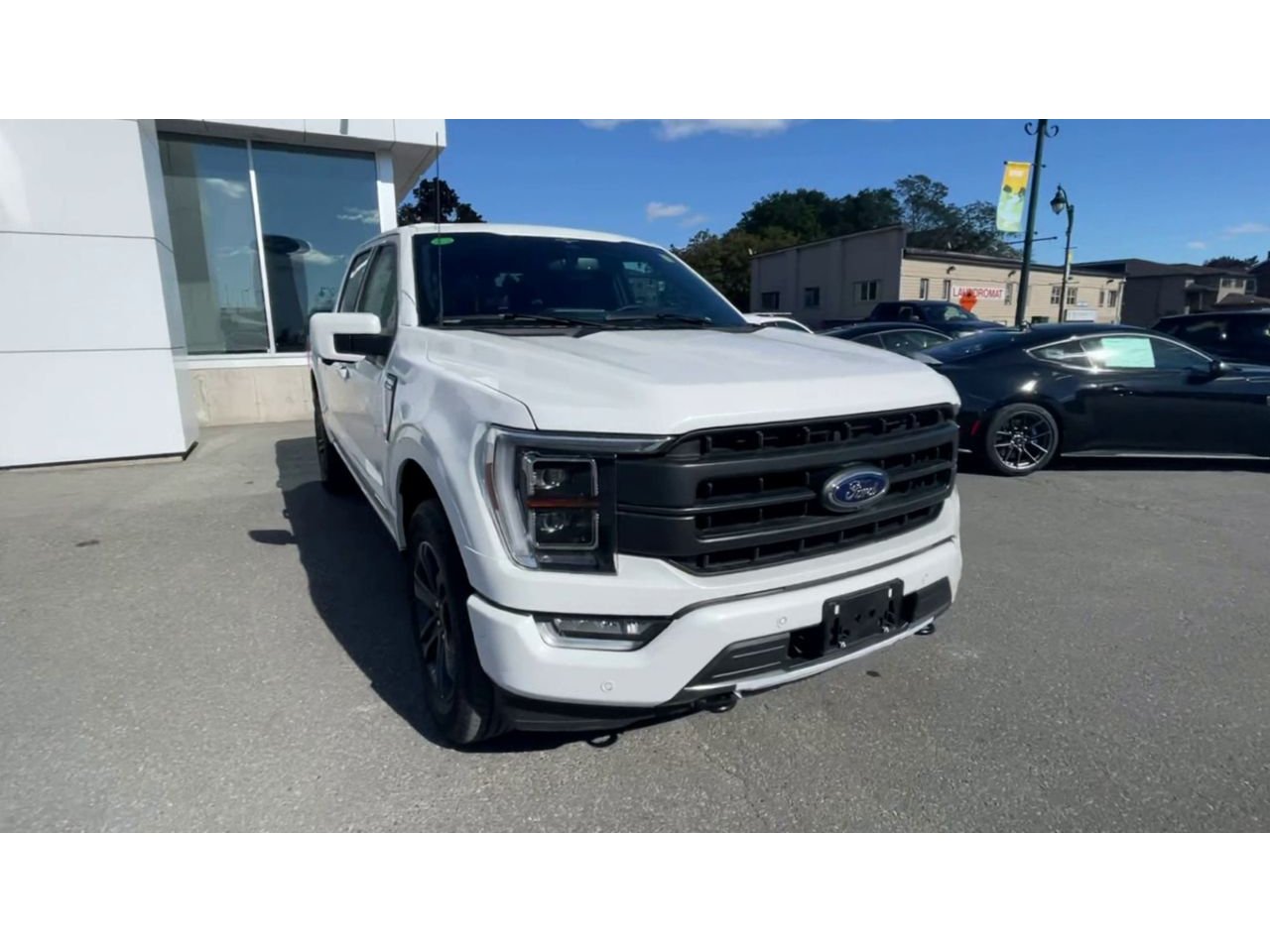 2023 Ford F-150 Lariat - 21466 Mobile Image 2