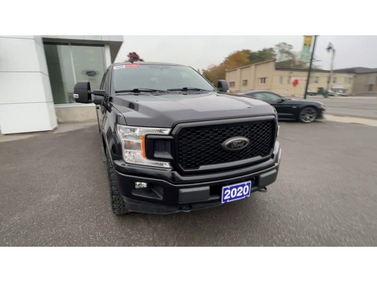 2020 Ford F-150 XLT - P21432 Mobile Image 2