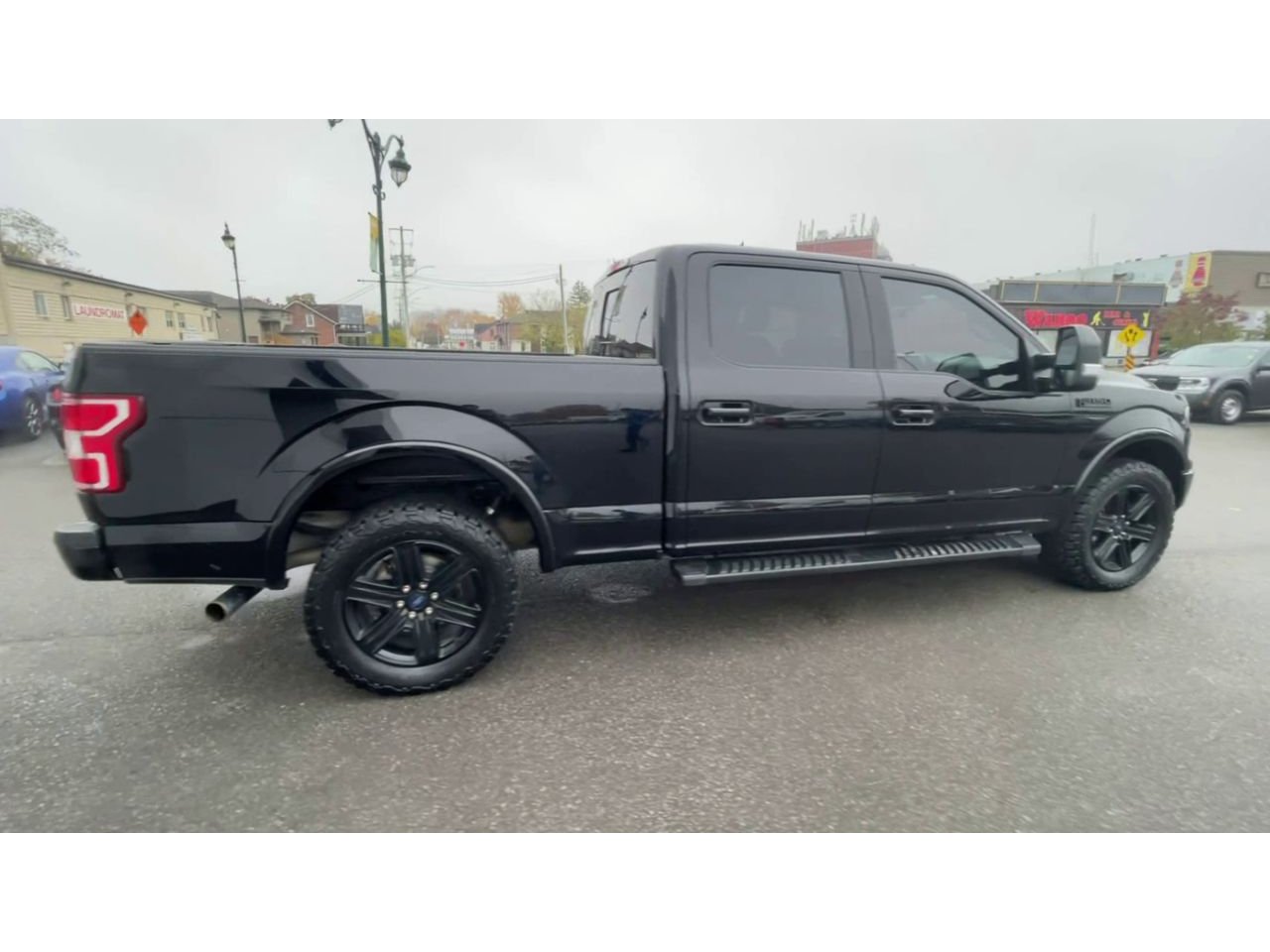 2020 Ford F-150 XLT - P21432 Mobile Image 8
