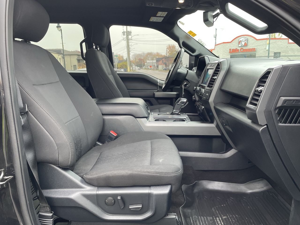 2020 Ford F-150 XLT - P21432 Mobile Image 24