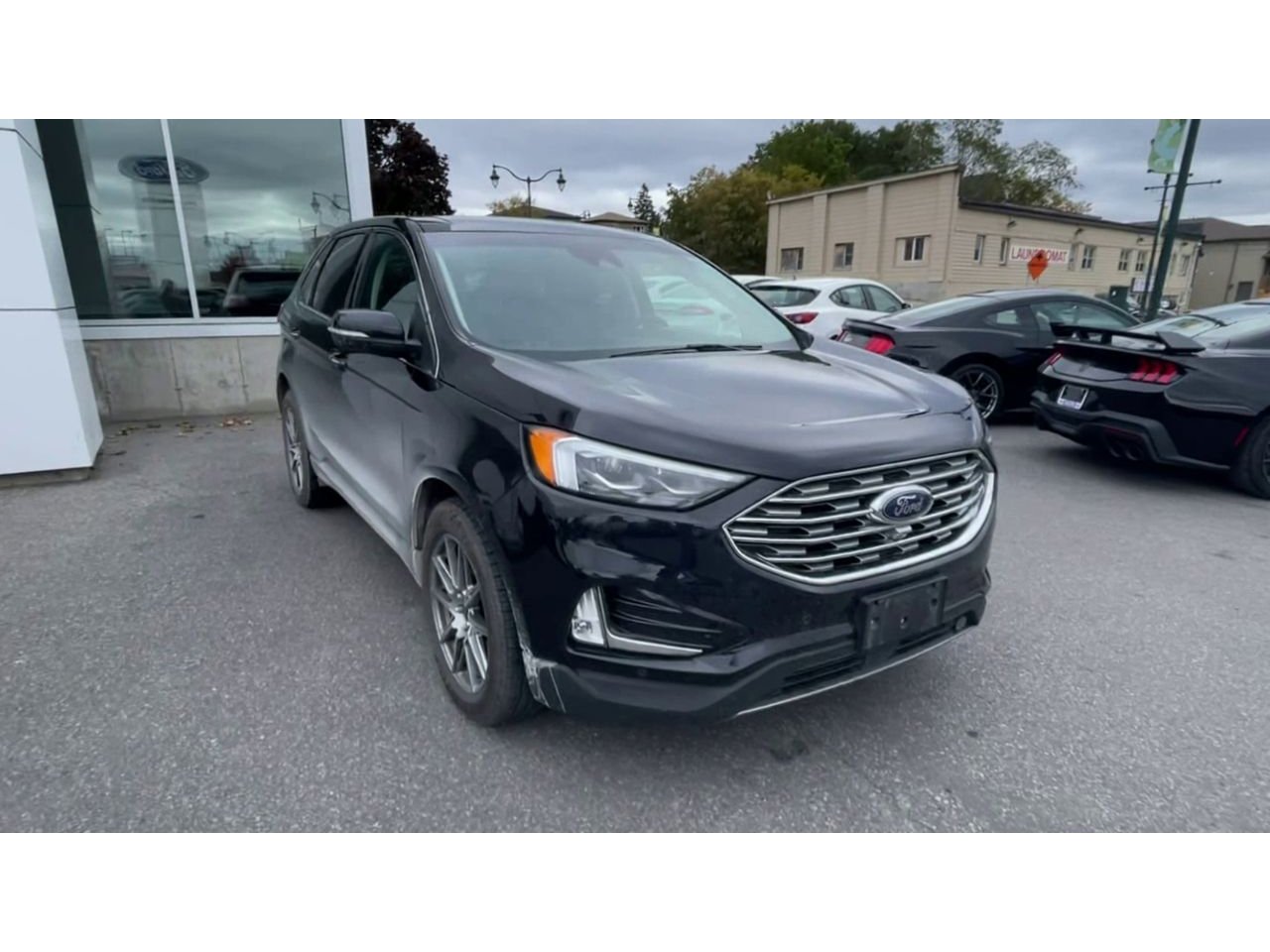 2020 Ford Edge - P21357A Full Image 3