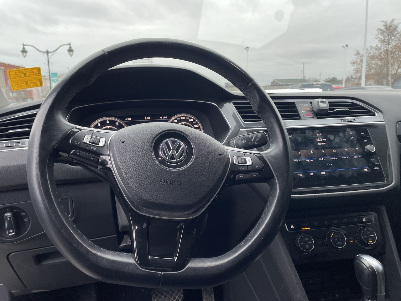2018 Volkswagen Tiguan - 21537A Full Image 4