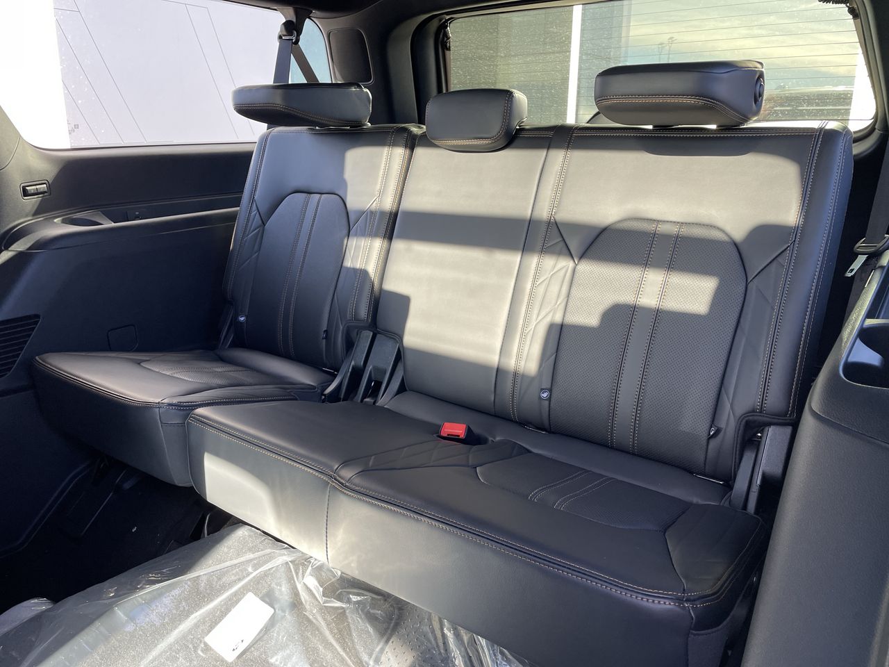 2024 Ford Expedition - 21651 Full Image 24